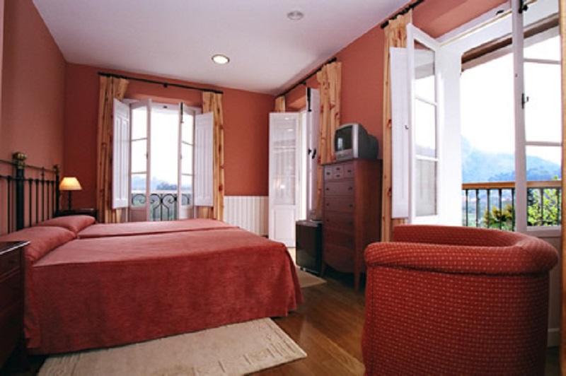 Hotel Las Vinas Arteixo Exterior photo